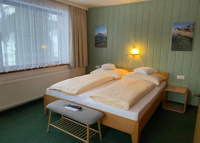 Haus Aichmann דירה *