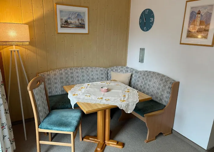 Haus Aichmann דירה